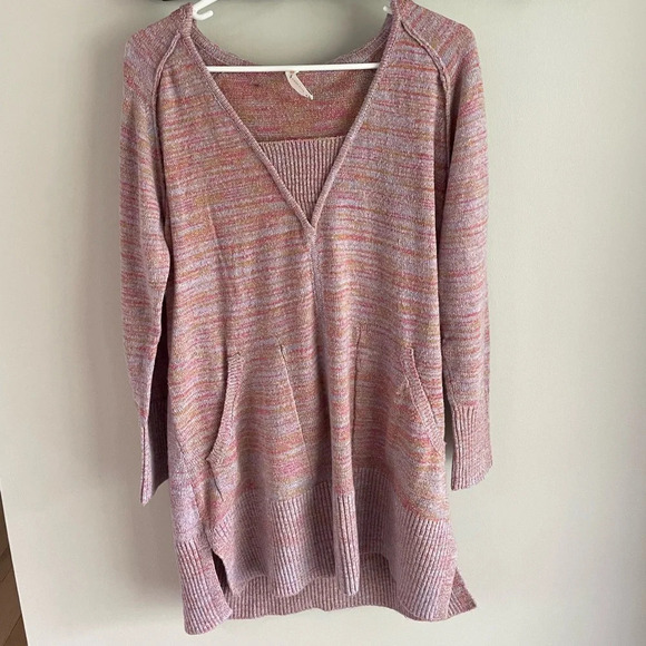Daily Practice by Anthropologie - Hooded Ombré Pink Oversized Sweater - Small - Picture 2 of 11